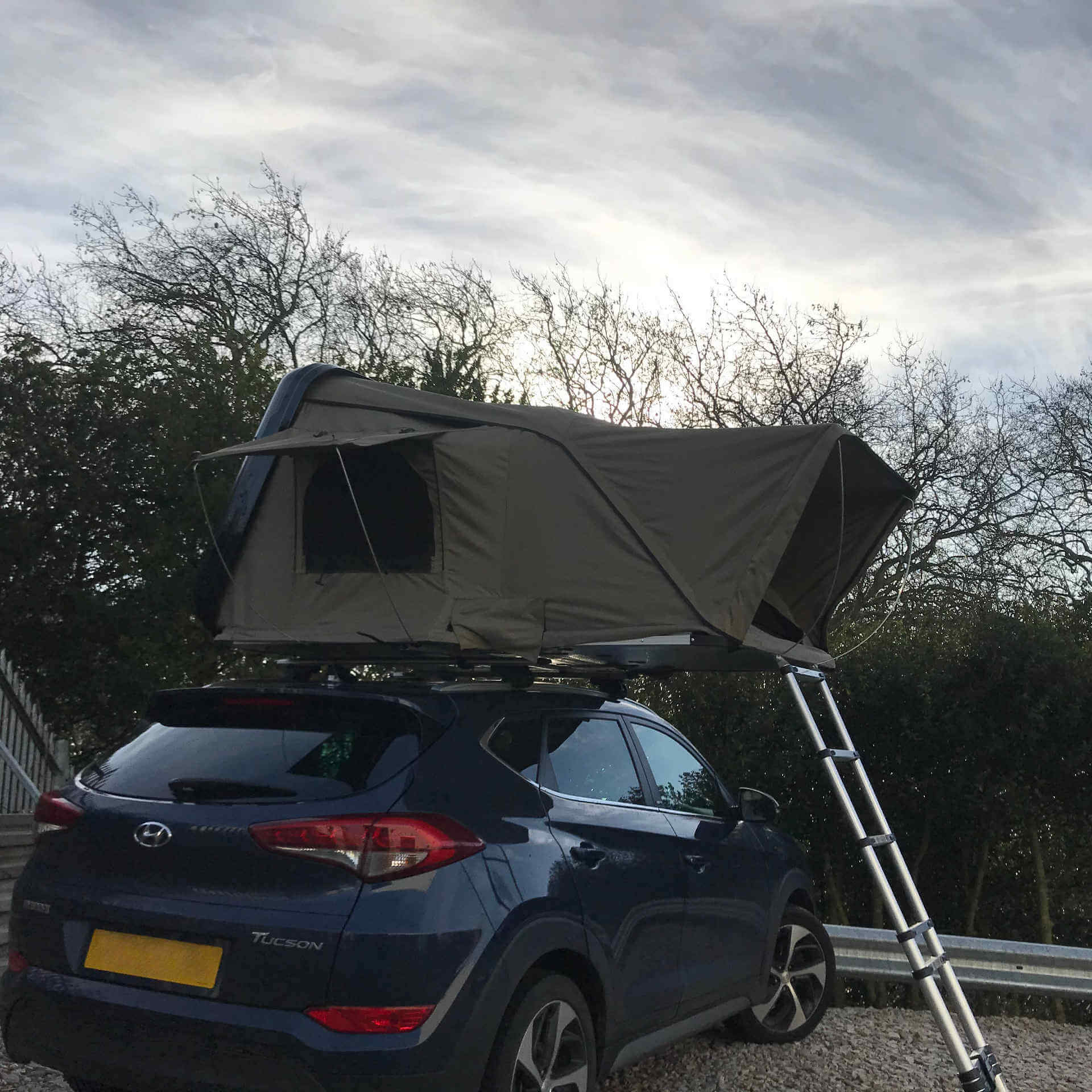 Forest Green RoofTrekk 3 Person Hard Shell Roof Top Tent