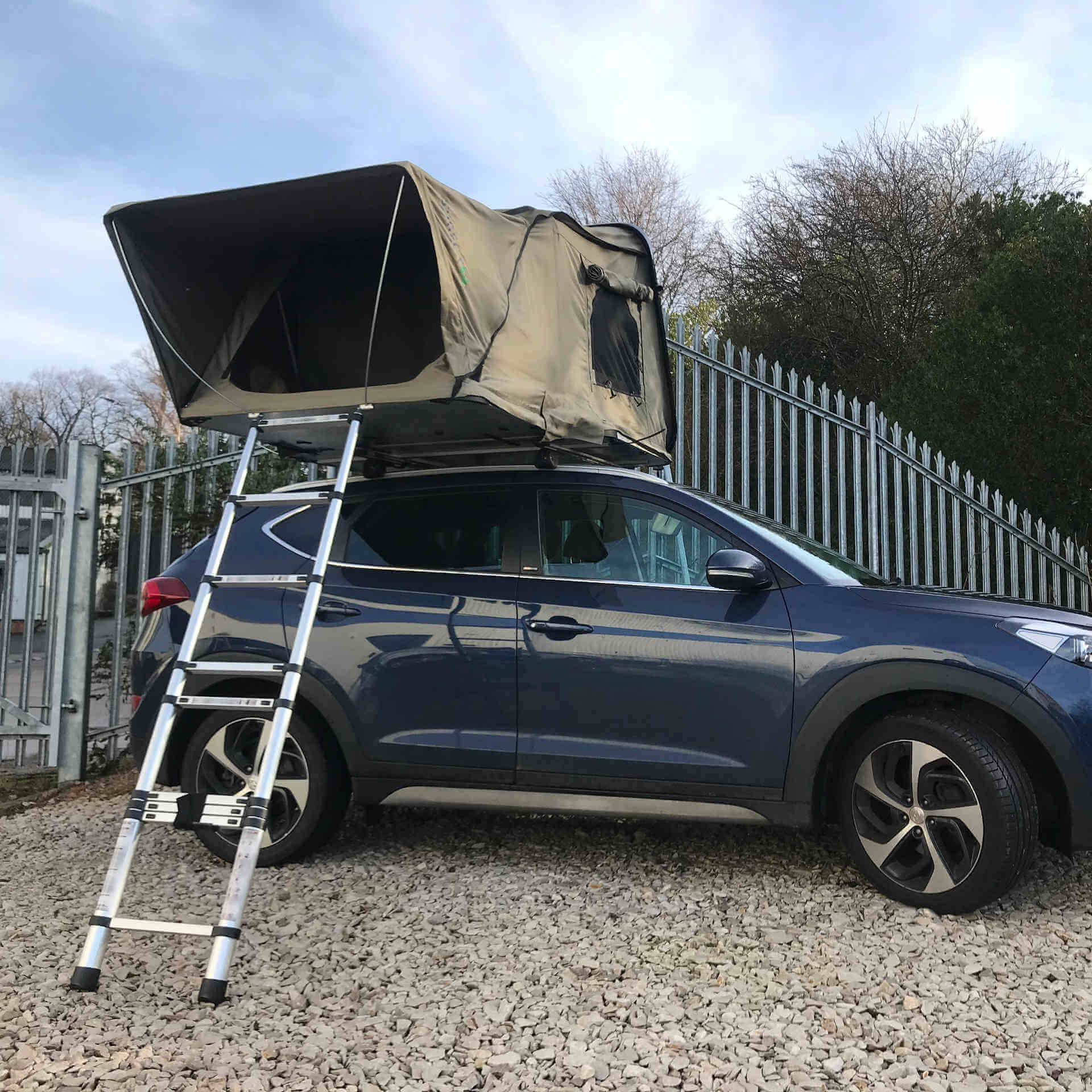 Forest Green RoofTrekk 3 Person Hard Shell Roof Top Tent