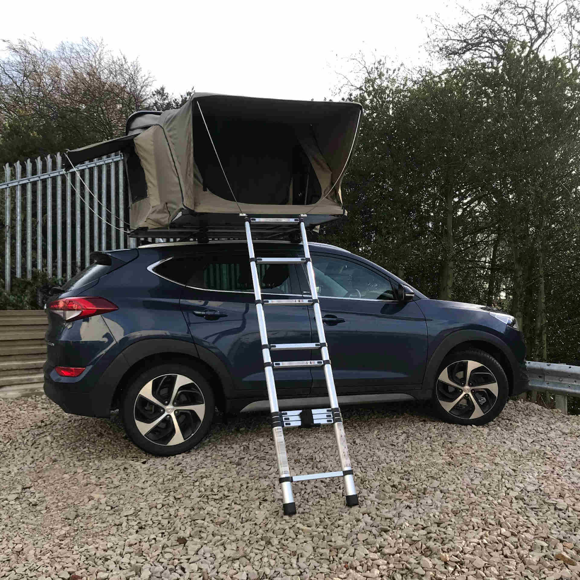 Forest Green RoofTrekk 3 Person Hard Shell Roof Top Tent