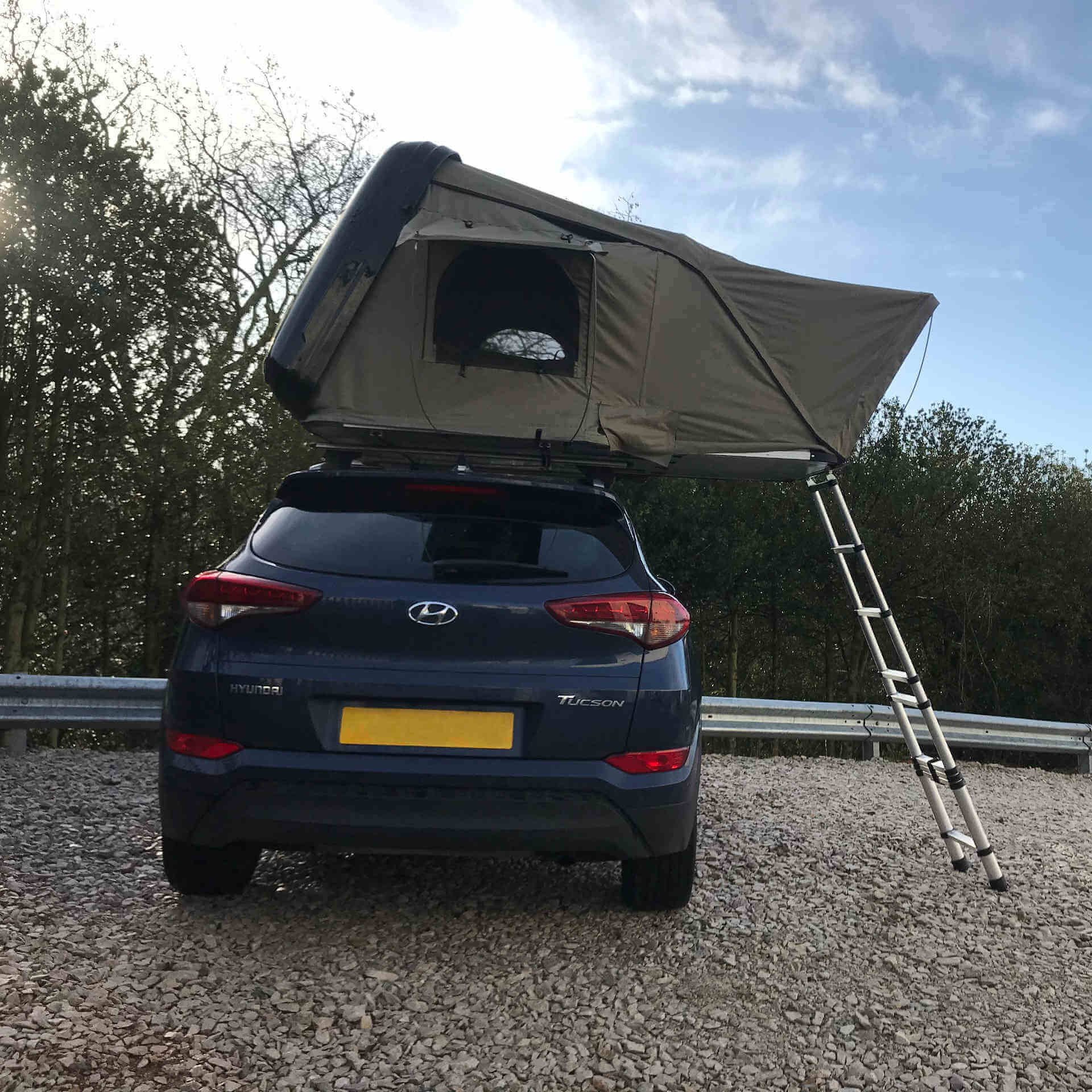 Forest Green RoofTrekk 3 Person Hard Shell Roof Top Tent