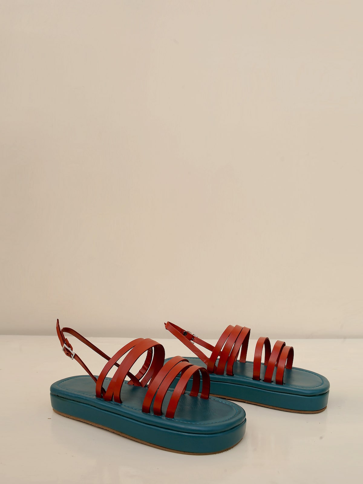 Isoko Sandals