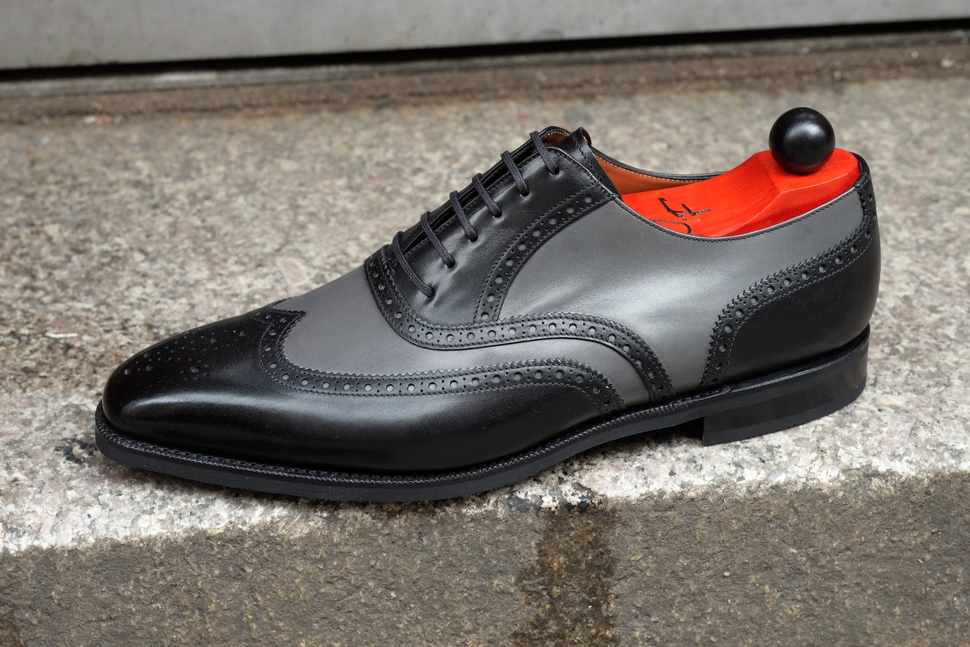 Kitsap - MTO - Black Calf / Grey Calf - LPB Last - City Rubber Sole - Fleur De Lys Medallion