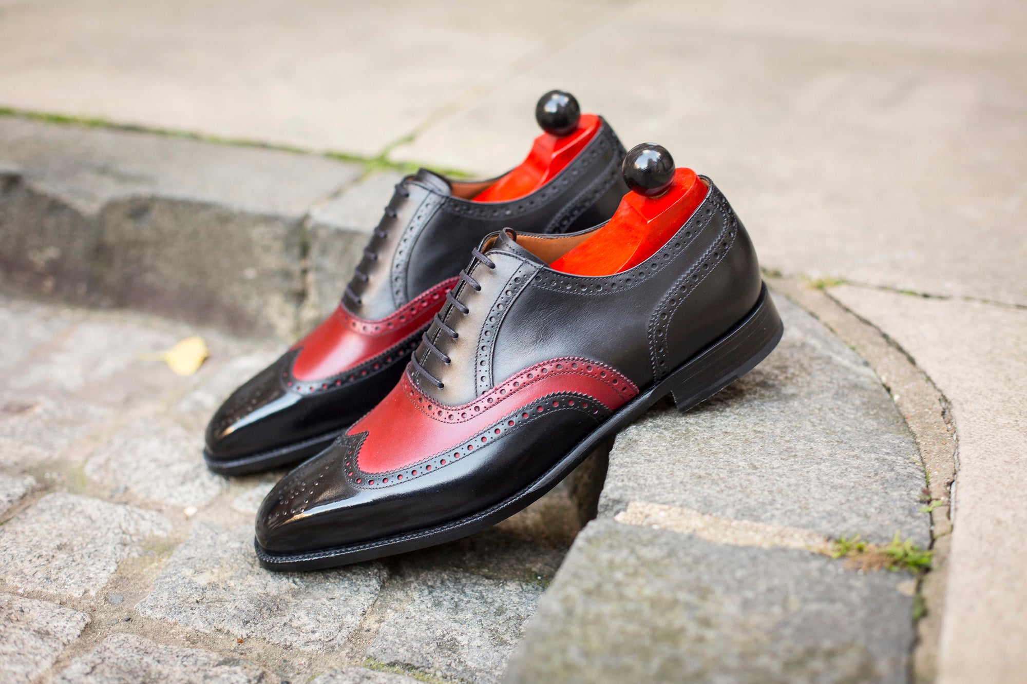 McClure - MTO - Black Calf / Red Calf - 13 Medallion - MGF Last - Single Leather Sole