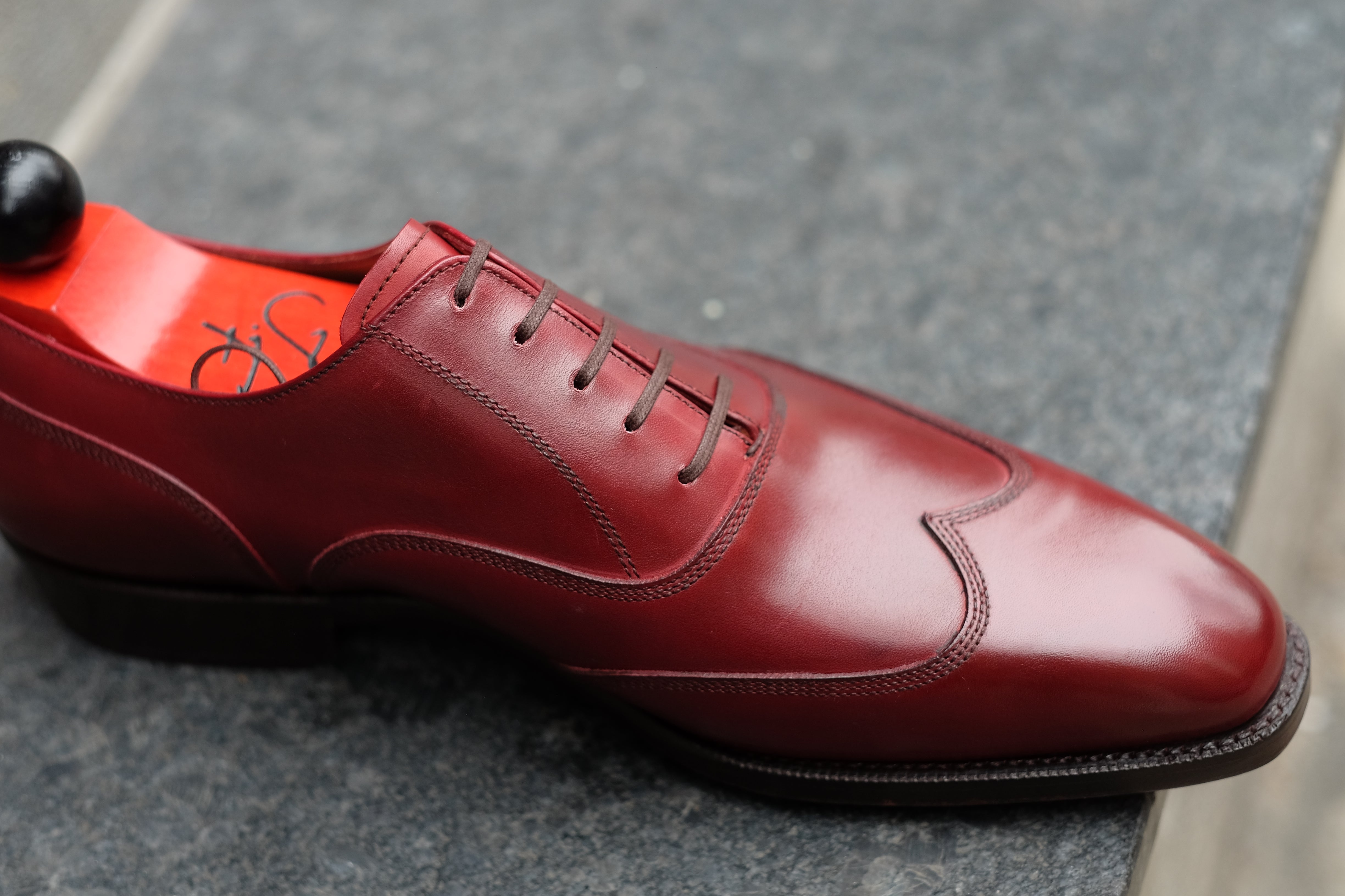 Pullman - Burgundy Calf