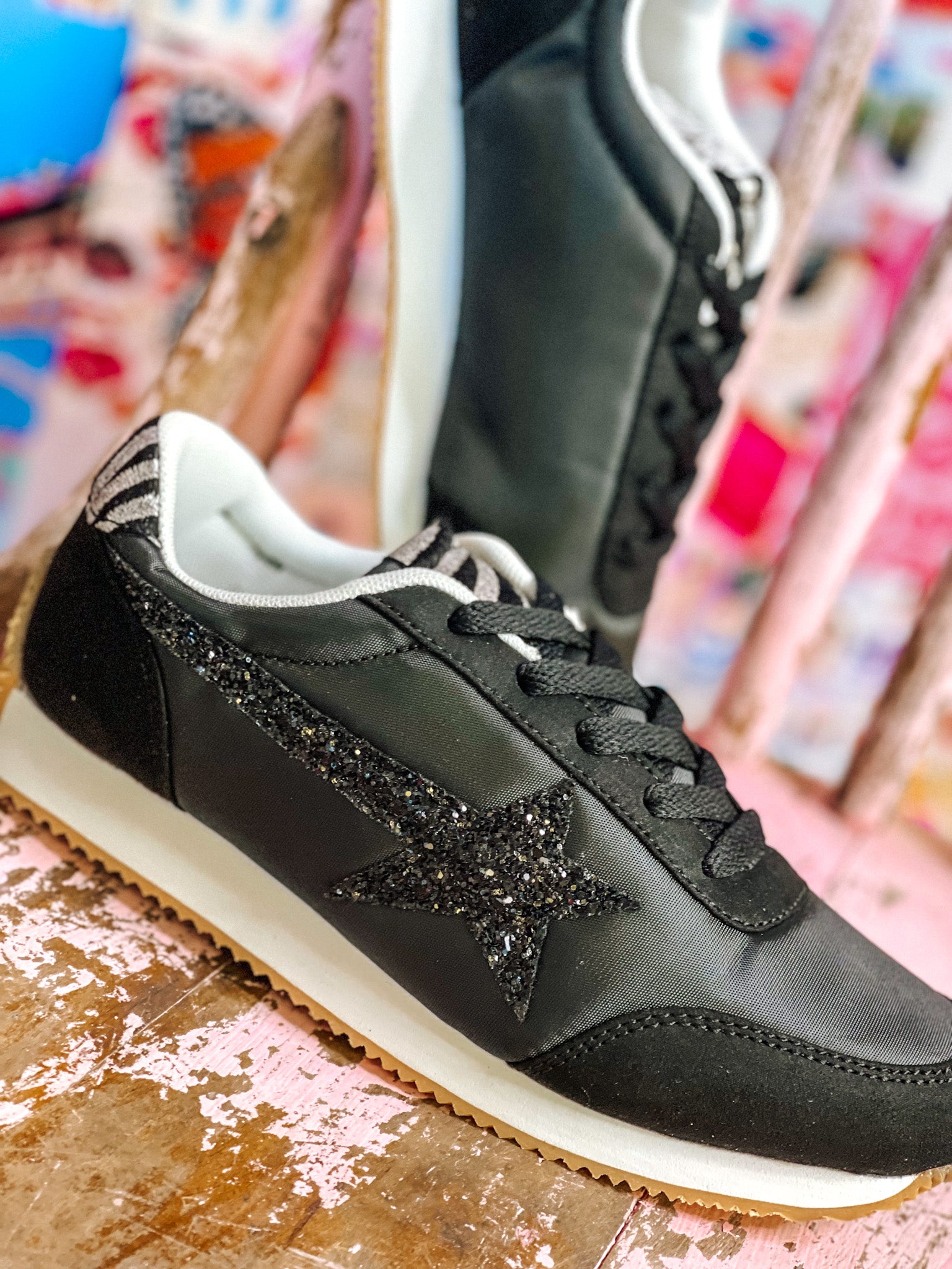 Very G Vintage Sneakers - Black